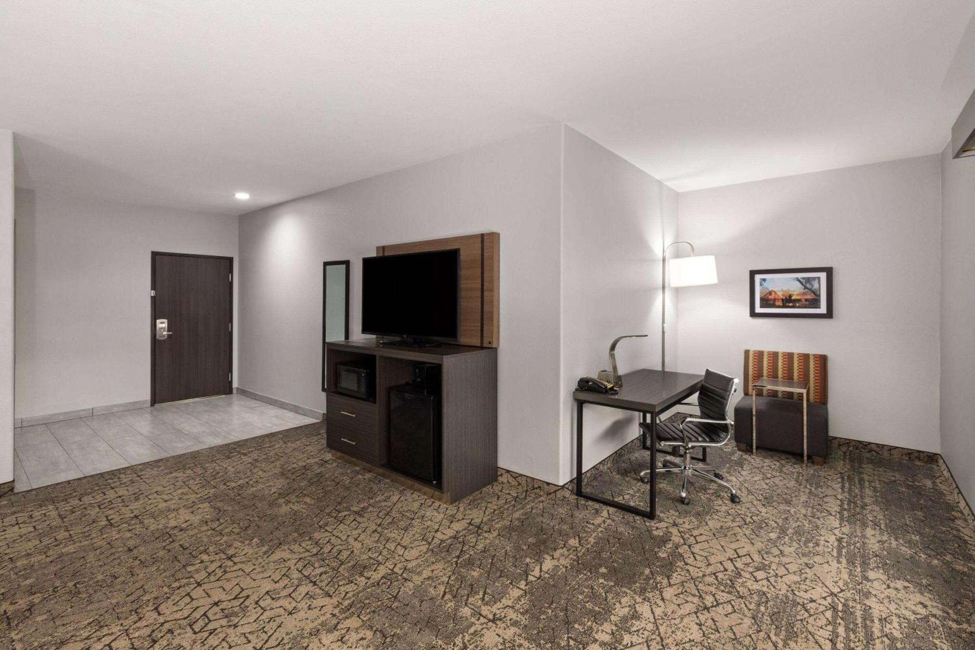 La Quinta By Wyndham Mcalester Exterior photo